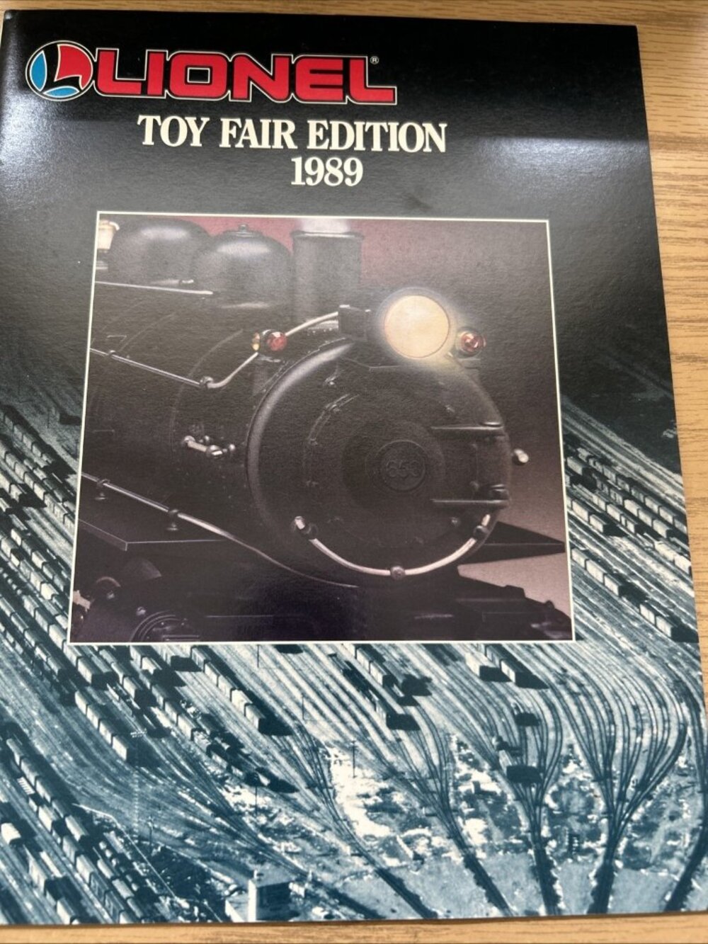 1989 LIONEL TRAIN CATALOG, TOY FAIR EDITION, MODEL TRAIN CATALOG,